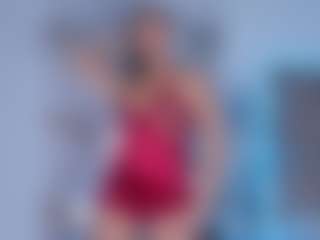 Live cam show with Clara - Tiny Tits on Hubzter Live