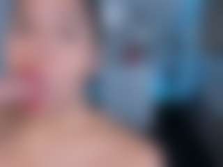 Clara's Live Sex Cam Show