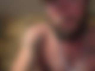 cum4fun32's Live Sex Cam Show