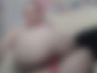 ember-luna's Live Sex Cam Show