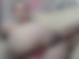 ember-luna's Live Sex Cam Show