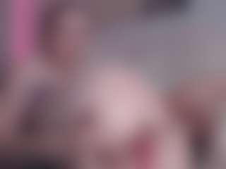 ember-luna's Live Sex Cam Show