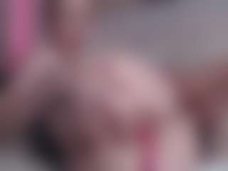 ember-luna's Live Sex Cam Show