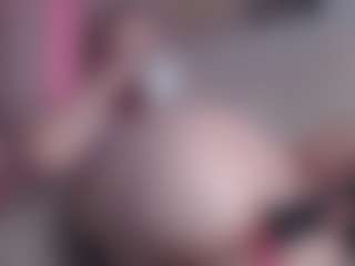 ember-luna's Live Sex Cam Show