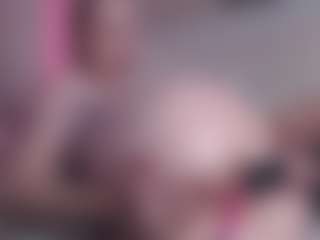 ember-luna's Live Sex Cam Show
