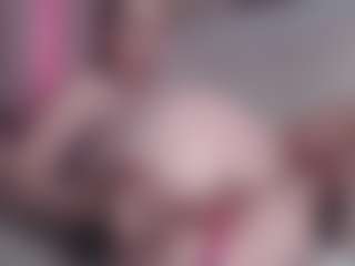 ember-luna's Live Sex Cam Show
