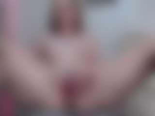 Live cam show with ember-luna - Red Hair Teen (18+) on Uber Horny
