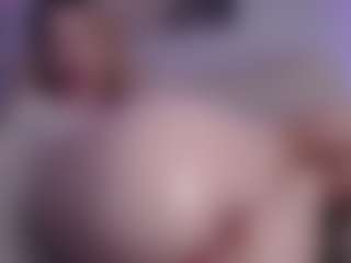 ember-luna's Live Sex Cam Show