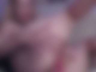ember-luna's Live Sex Cam Show