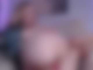 ember-luna's Live Sex Cam Show