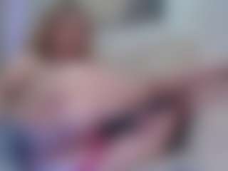 ember-luna's Live Sex Cam Show
