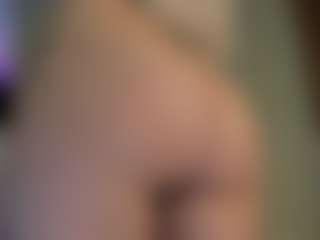 ember-luna's Live Sex Cam Show