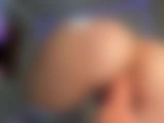 Live cam show with ember-luna - Green Eyes on Gym Cam Girls