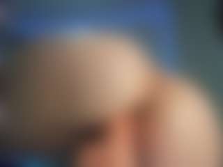 Live cam show with ember-luna - Green Eyes on intimatelivegirls.com