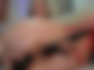 Live cam show with ember-luna - Green Eyes on Latina Girls