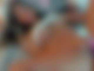 Live cam show with goddess-hardsquirt - Ebony on friskycurves.com | colombia