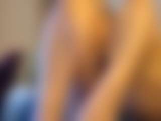 Honestlyfux's Live Sex Cam Show