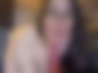 Honestlyfux's Live Sex Cam Show