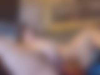 Honestlyfux's Live Sex Cam Show