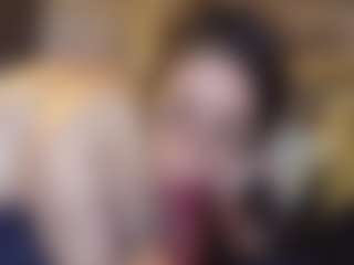 Honestlyfux's Live Sex Cam Show