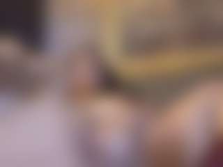 Honestlyfux's Live Sex Cam Show