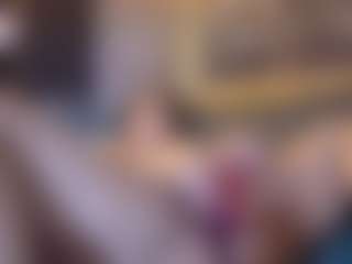 Honestlyfux's Live Sex Cam Show