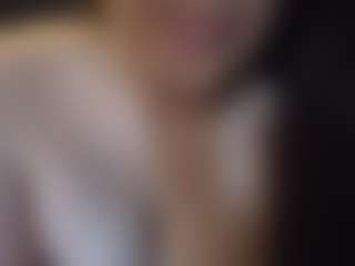 Honestlyfux's Live Sex Cam Show