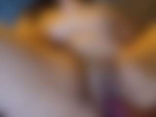 Honestlyfux's Live Sex Cam Show