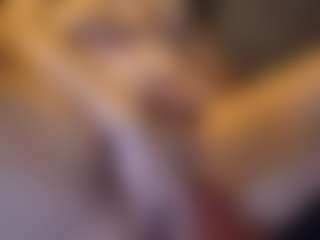 Honestlyfux's Live Sex Cam Show