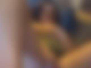 Honestlyfux's Live Sex Cam Show