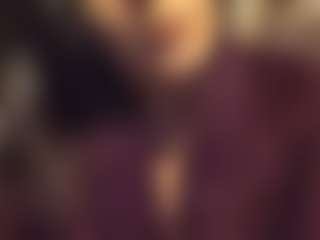 Honestlyfux's Live Sex Cam Show