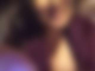 Honestlyfux's Live Sex Cam Show