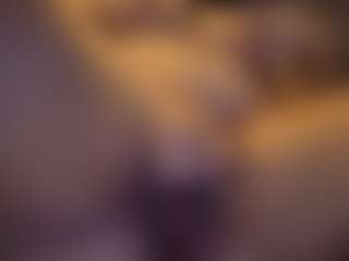 Honestlyfux's Live Sex Cam Show