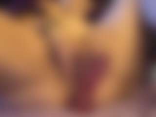 Honestlyfux's Live Sex Cam Show