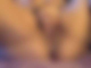 Honestlyfux's Live Sex Cam Show