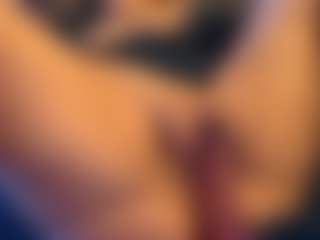 Honestlyfux's Live Sex Cam Show