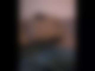 Honestlyfux's Live Sex Cam Show
