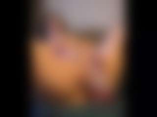 Honestlyfux's Live Sex Cam Show