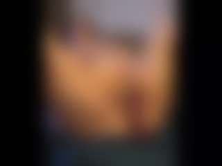 Honestlyfux's Live Sex Cam Show