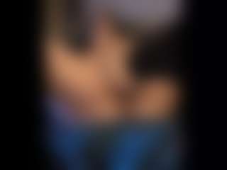 Honestlyfux's Live Sex Cam Show