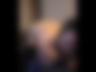 Honestlyfux's Live Sex Cam Show