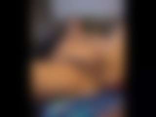 Honestlyfux's Live Sex Cam Show
