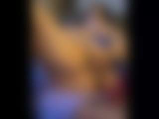 Honestlyfux's Live Sex Cam Show