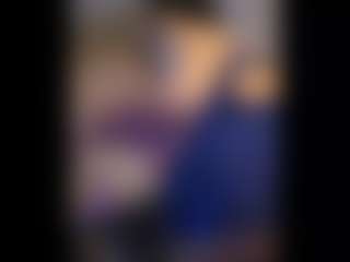 Honestlyfux's Live Sex Cam Show