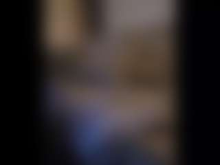 Honestlyfux's Live Sex Cam Show