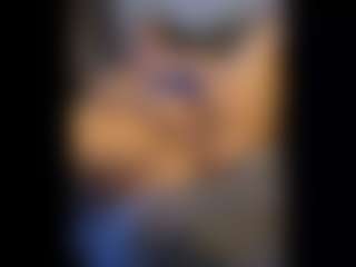 Honestlyfux's Live Sex Cam Show