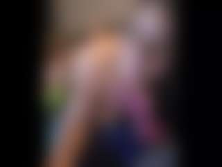 Honestlyfux's Live Sex Cam Show