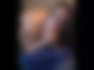 Honestlyfux's Live Sex Cam Show
