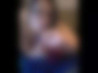 Honestlyfux's Live Sex Cam Show