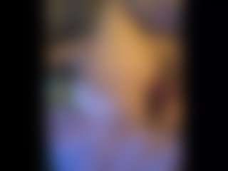 Honestlyfux's Live Sex Cam Show
